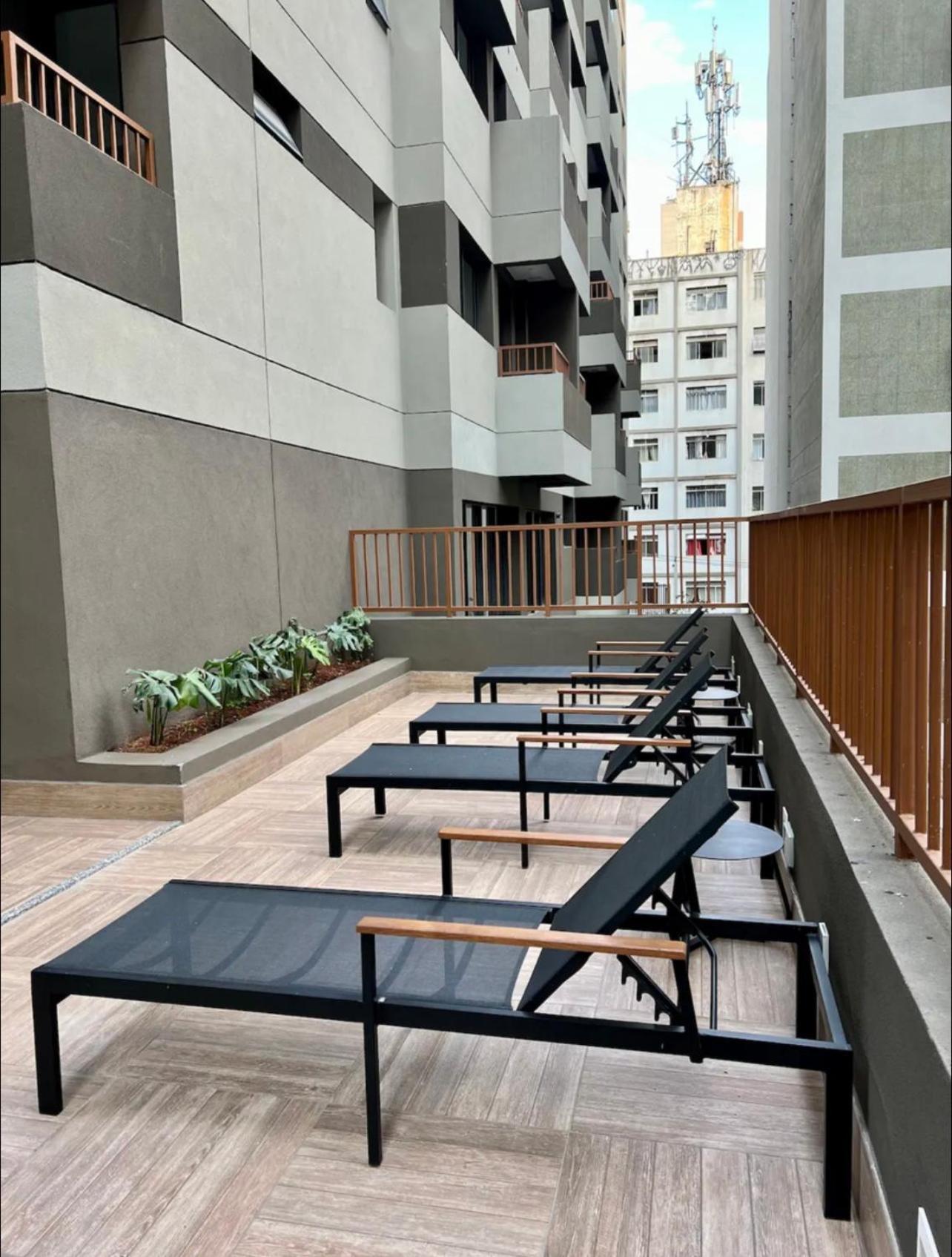 Apartamento Studio Bem Localizado / Prox Estacao Trianon *