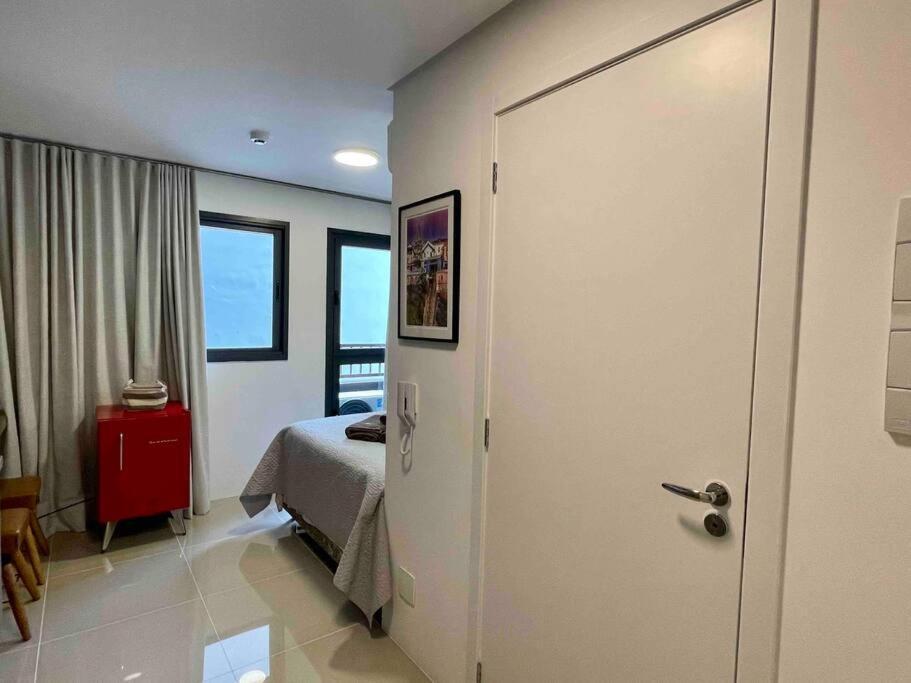 Apartamento Studio Bem Localizado / Prox Estacao Trianon *